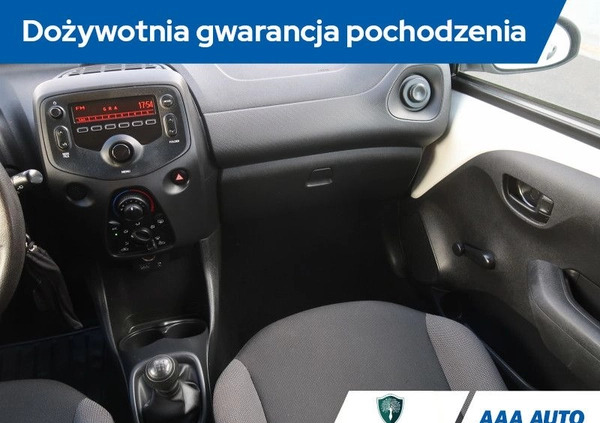 Toyota Aygo cena 34000 przebieg: 71717, rok produkcji 2017 z Zbąszynek małe 137